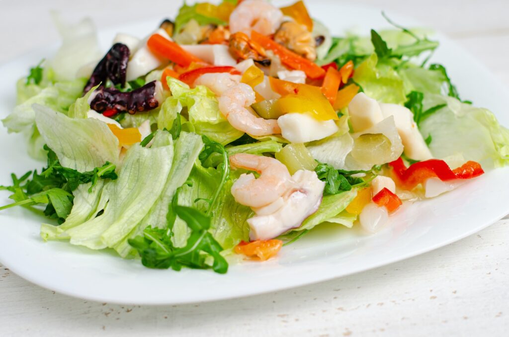 Seafood salad with vegetables weight loss