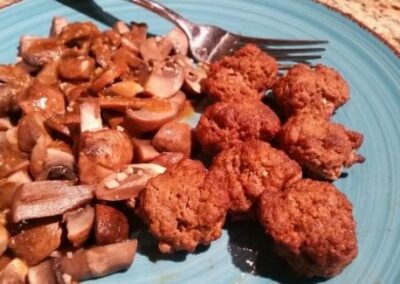 Mushrooms w/ Spicy Garlic Sauce