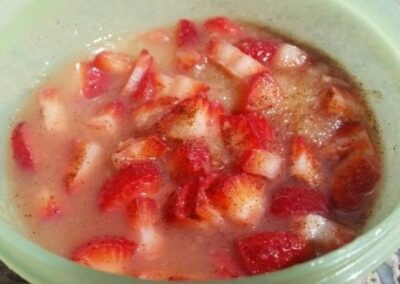 Strawberry Cinnamon Applesauce