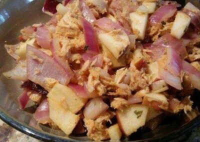 Sweet Apple Tuna over Onions